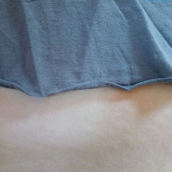 TLC Band Diggin' On You T Shirt XL Gray Cotton Cropped Raw Hem Short Sleeve - Picture 5 of 7